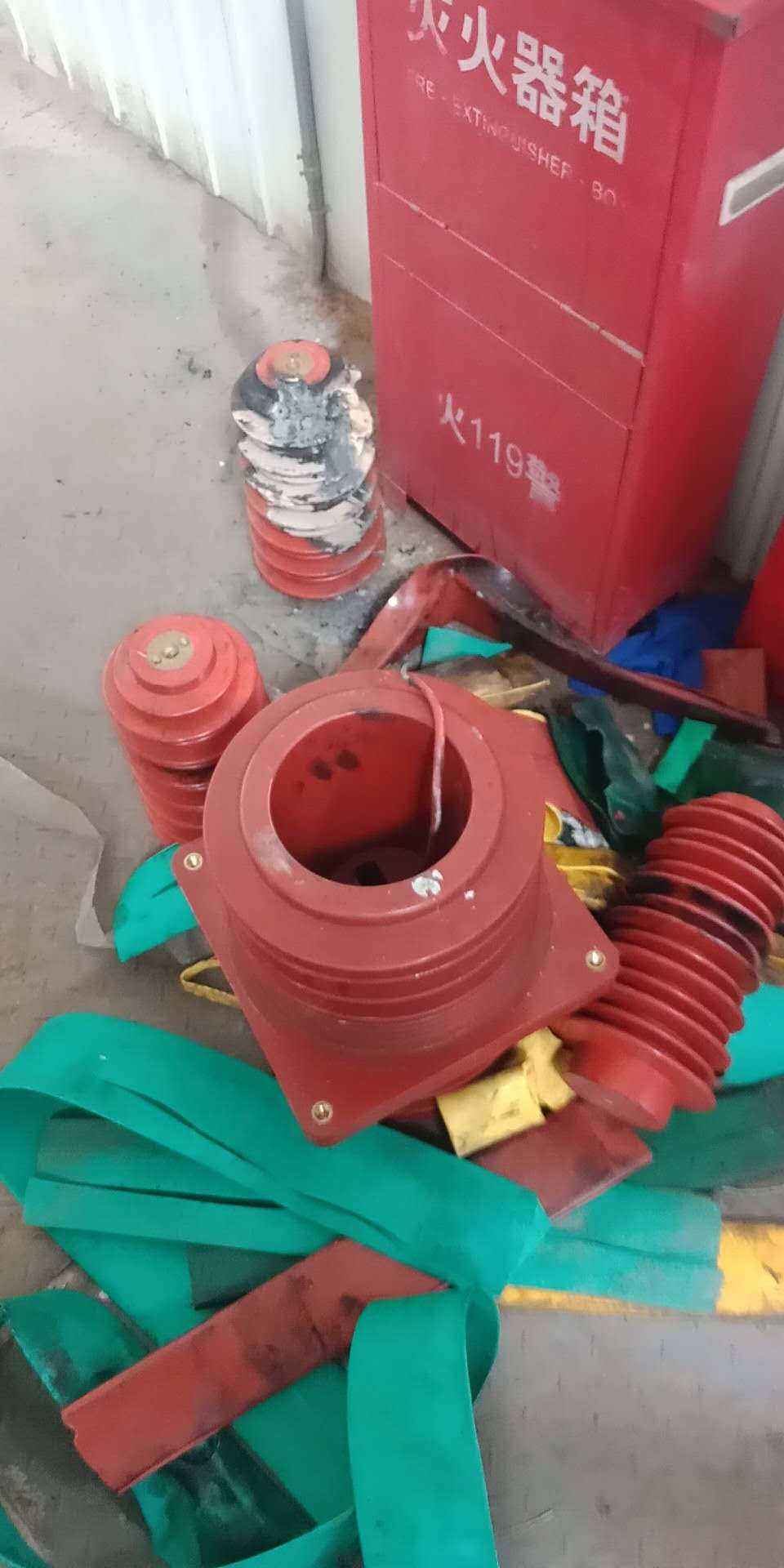 開關柜整個除濕方案都在這里，沒有比這更完整的了。